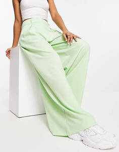 Зеленые широкие брюки со складками спереди Selected Femme
