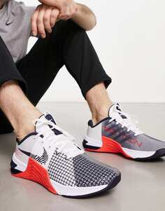 Белые кроссовки Nike Training Metcon 8