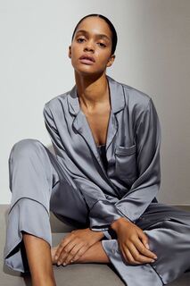 Атласная пижама с рубашкой и брюками H&amp;M H&M