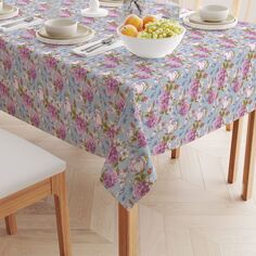 Квадратная скатерть, 100 % полиэстер, 60x60 дюймов, винтажный цветочный узор «Бабочка». Fabric Textile Products