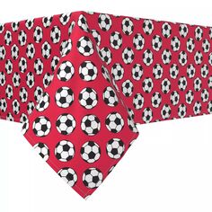 Прямоугольная скатерть, 100 % хлопок, 60x104 дюйма, красные футбольные мячи. Fabric Textile Products