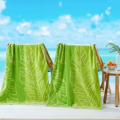 Набор из 2 пляжных полотенец Great Bay Home Boca с тропическим принтом