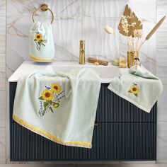 Linum Home Textiles Турецкий хлопок Girasol Набор из 3 украшенных полотенец