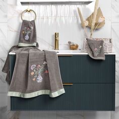 Linum Home Textiles Турецкий хлопок Stella Набор украшенных полотенец из 3 предметов, серый