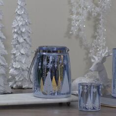 6,25-дюймовый блестящий синий и серебристый зимний лес и рождественский беспламенный фонарь со снежинками Christmas Central