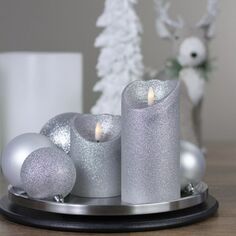 6-дюймовая светодиодная беспламенная рождественская свеча с серебряным блеском Christmas Central