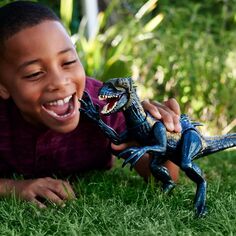 Фигурка Mattel Jurassic World Track &apos;n Attack Indoraptor Mattel