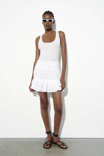 Мини-юбка с вышивкой в отверстия Zara, белый