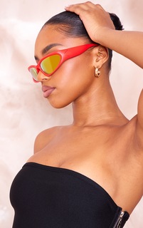 PrettyLittleThing Ярко-красные зеркальные спортивные солнцезащитные очки с козырьком