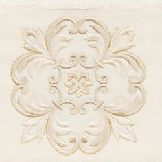 Linum Home Textiles Турецкий хлопок Alyssa Набор из 3 украшенных банных полотенец, белый