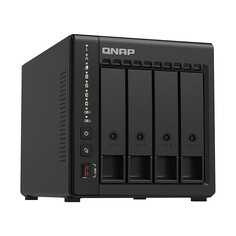 Сетевое хранилище QNAP TS-466C, 4 отсека, 8 ГБ, 4 диска на 16Тб, черный