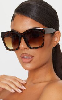 PrettyLittleThing Большие квадратные солнцезащитные очки коричневого черепахового цвета