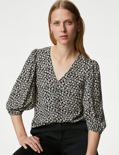 Блуза на пуговицах с V-образным вырезом и цветочным принтом Marks &amp; Spencer, черный микс