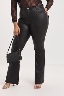 Черные брюки с покрытием приталенного кроя и расклешенными штанинами Simply Be, черный
