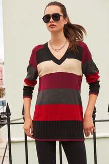 Уютный свитер-туника с длинными рукавами и V-образным вырезом с принтом Next, черный