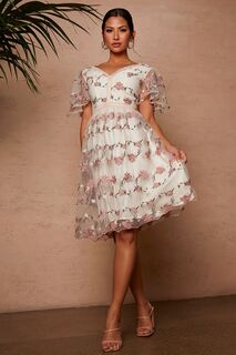 Платье миди с цветочным кружевом и V-образным вырезом Chi Chi London, белый