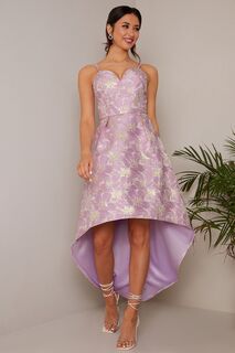 Жаккардовое платье на бретелях с цветочным мотивом и низким подолом Chi Chi London, фиолетовый