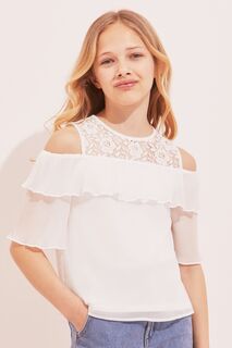 Плиссированная блузка с открытыми плечами Lipsy, белый