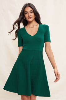 Трикотажное платье с короткими рукавами расклешенным низом и U-образным вырезом горловины Friends Like These, зеленый
