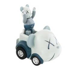 Фигурка виниловая KAWS x Bearbrick x Takara Tomy Choro-Q Figure &amp; Car Set, серый