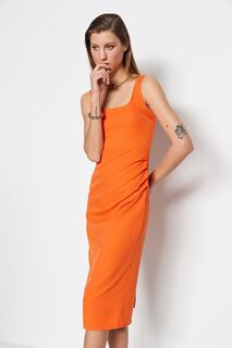 Платье Trendyol приталенное, оранжевый