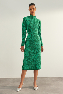 Платье Trendyol приталенное с блестками, зеленый