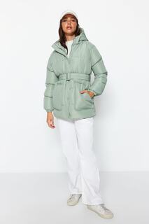 Куртка-пуховик Trendyol оверсайз водоотталкивающая с поясом и капюшоном, зеленый