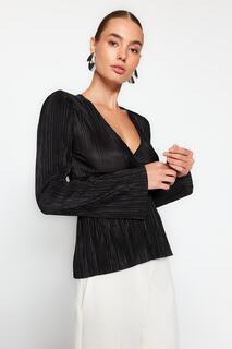 Блузка Trendyol двубортная со складками и V-образным вырезом с рюшами, черный