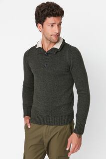 Мужской приталенный трикотажный свитер хаки на пуговицах до половины цвета &quot;рыбак&quot; Trendyol