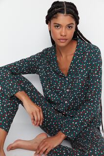 Пижамный комплект Trendyol с леопардовым узором, зеленый