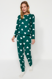 Пижамный комплект Trendyol с сердечками, изумрудно-зеленый