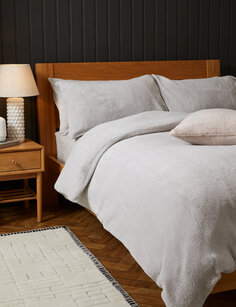 Комплект постельного белья Teddy из флиса Marks &amp; Spencer, серый