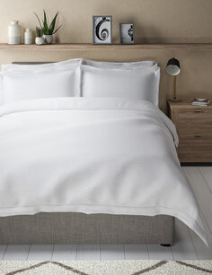 Комплект постельного белья «Пятнистый Добби» из чистого хлопка Iris Marks &amp; Spencer, белый