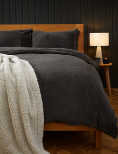 Комплект постельного белья Teddy из флиса Marks &amp; Spencer