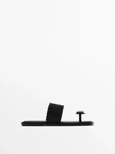 Плетеные сандалии с перегородкой на носках с стразами Massimo Dutti, черный