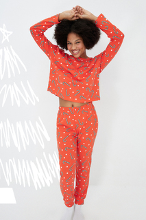 Пижамный комплект Trendyol с новогодним принтом, красный