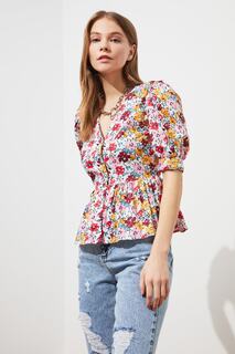 Рубашка Trendyol с V-образным вырезом и цветочным принтом
