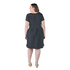 Плюс размер 24Seven Comfort Apparel Плиссированное платье миди с карманами 24Seven Comfort, черный