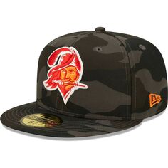 Мужская облегающая шляпа New Era Black Tampa Bay Buccaneers с камуфляжным логотипом 59FIFTY