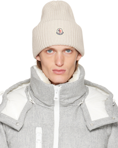 Белая шапка с закатанными полями Moncler