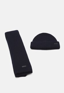 Комплект из шапки и шарфа BOSS, темно-синий