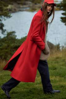 Приталенное шерстяное пальто ZARA, красный