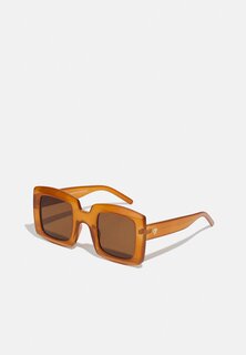 Солнцезащитные очки CHPO