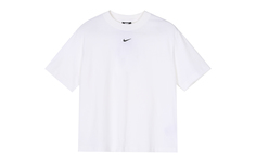 Логотип Nike Sportswear EssentlaTEE Wmns Белый