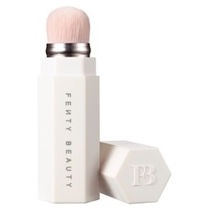 BRUSHES Кисть для контуринга лица 150 в дорожном формате Fenty Beauty