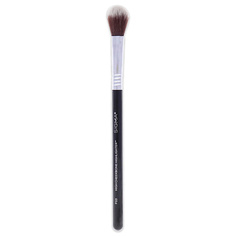 Кисть для лица SIGMA BEAUTY Кисть для нанесения хайлайтера F03 Brush