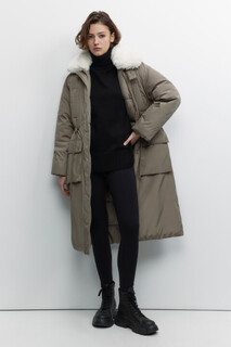 пальто женское Куртка-парка длинная утепленная с меховым воротником Befree