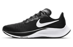 Кроссовки женские Nike Air Zoom Pegasus 37, черный / белый