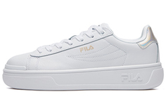 Кроссовки Fila Fashion на платформе WMNS белые