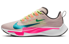 Кроссовки Nike Wmns Air Zoom Pegasus 37 Premium, едва розовая ель